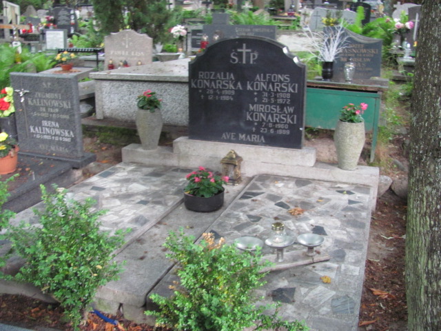 Grób Rozalia Konarska