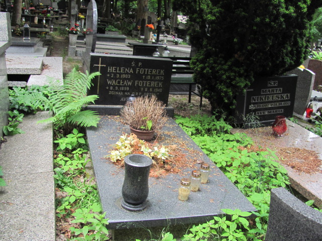 Grób Helena Foterek