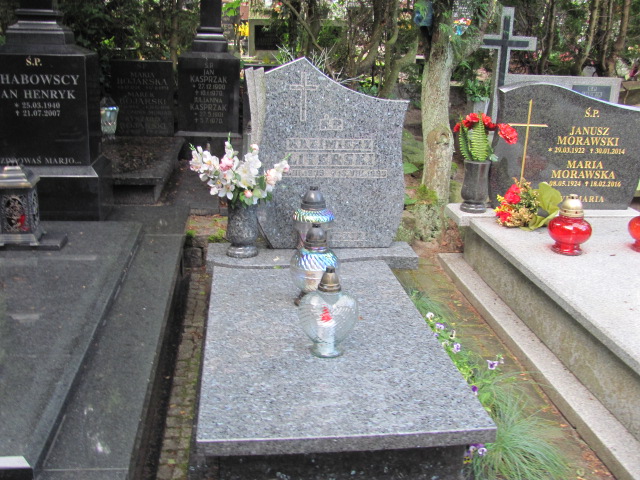 Grób Kazimierz Literski