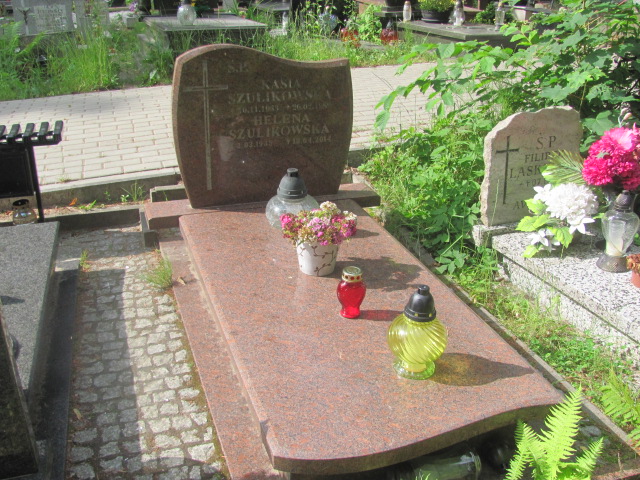 Grób Helena-urna Szulikowska