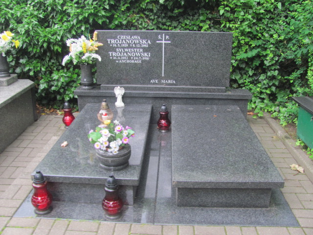 Grób WŁADYSŁAW TROJANOWSKI