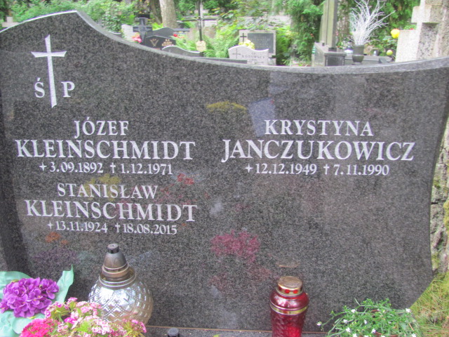 Krystyna Janczukowicz 1949 Sopot - Grobonet - Wyszukiwarka osób pochowanych