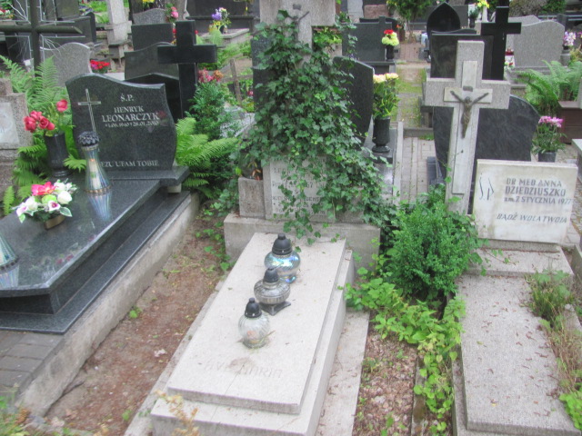 Grób Aleksandra Odemska