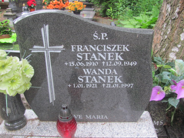 Wanda Stanek 1921 Sopot - Grobonet - Wyszukiwarka osób pochowanych