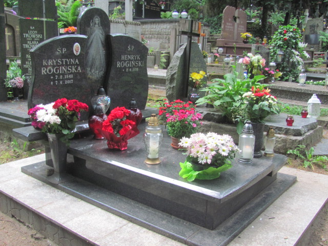 Grób HENRYK ROGIŃSKI