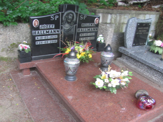 Grób RYSZARD HALLMANN