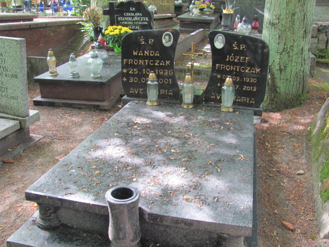 Grób Józef Frontczak