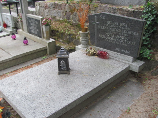 Grób Helena Niedziałkowska