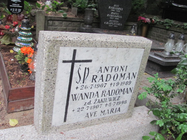 Grób Antoni Radoman