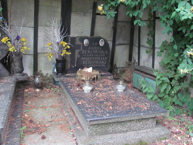 Grób Maksymilian Rekowski