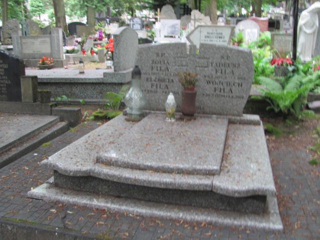 Grób Tadeusz Fila