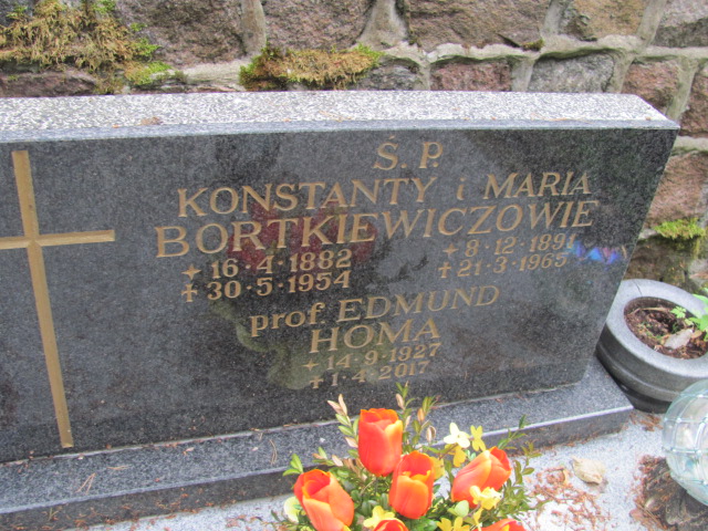 Halina BORTKIEWICZ-HOMA 1926 Sopot - Grobonet - Wyszukiwarka osób pochowanych